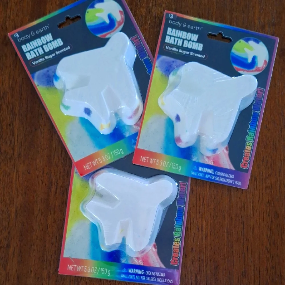 NWT Body & Earth Rainbow Bath Bomb Set of 3
